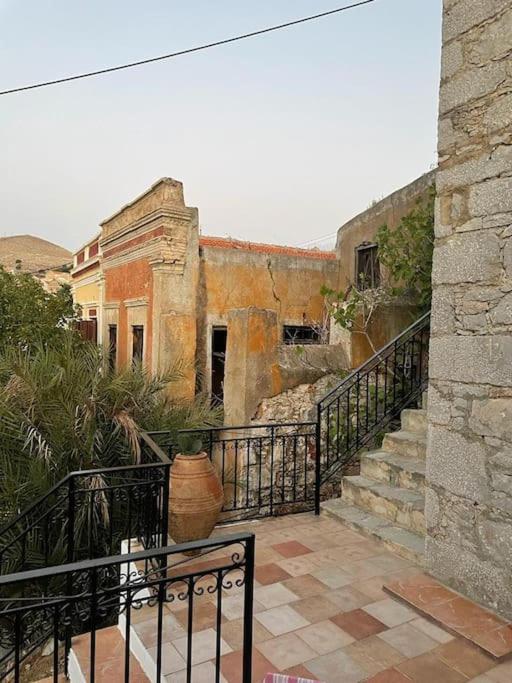 Maison Avec Terrasses Et Vues 锡米 外观 照片